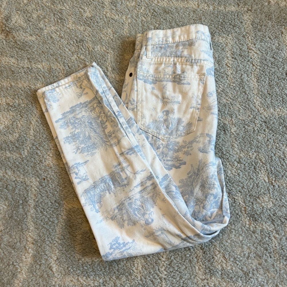 Light blue and white printed jeans